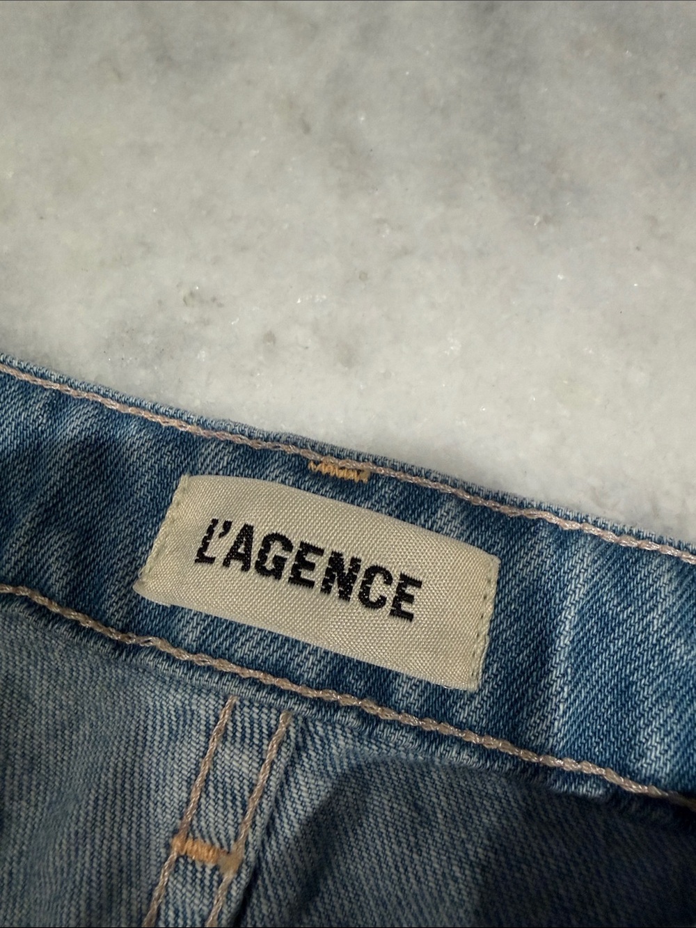 L'AGENCE- Maribel high rise Light Wash Blue Straight Jeans